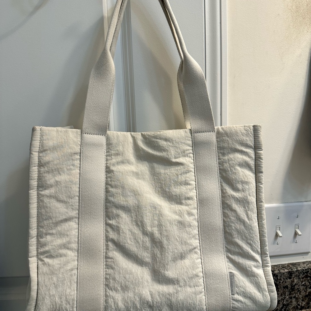 Lululemon Athletica White Tote Bag - Picture 8 of 9